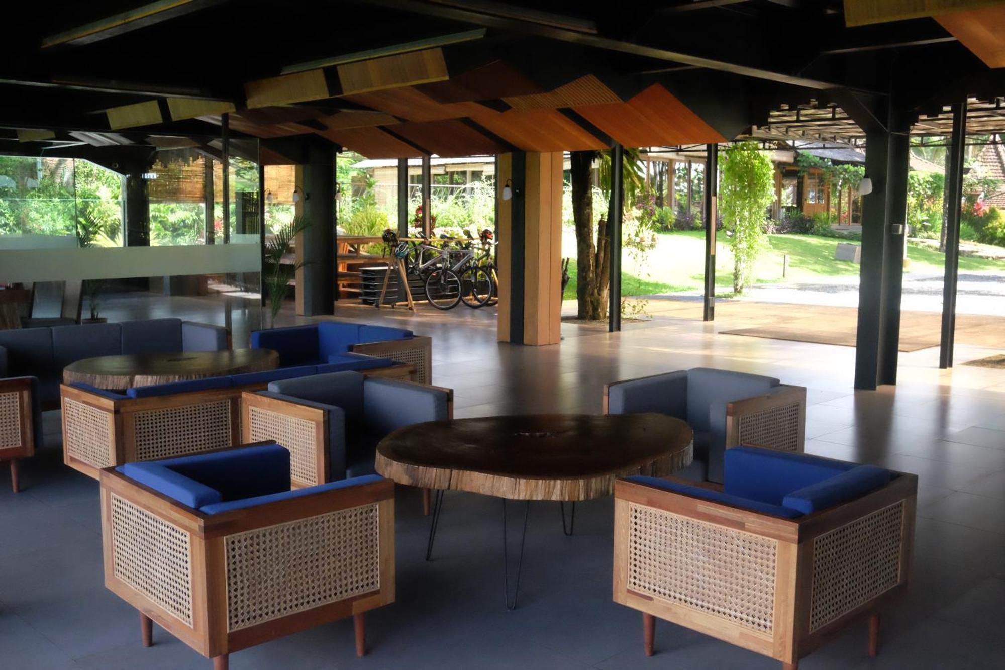 Teras Hotel Ijen Banyuwangi Banyuwangi  Bagian luar foto